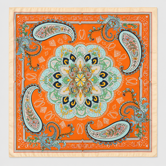 The Isfahan Scarf