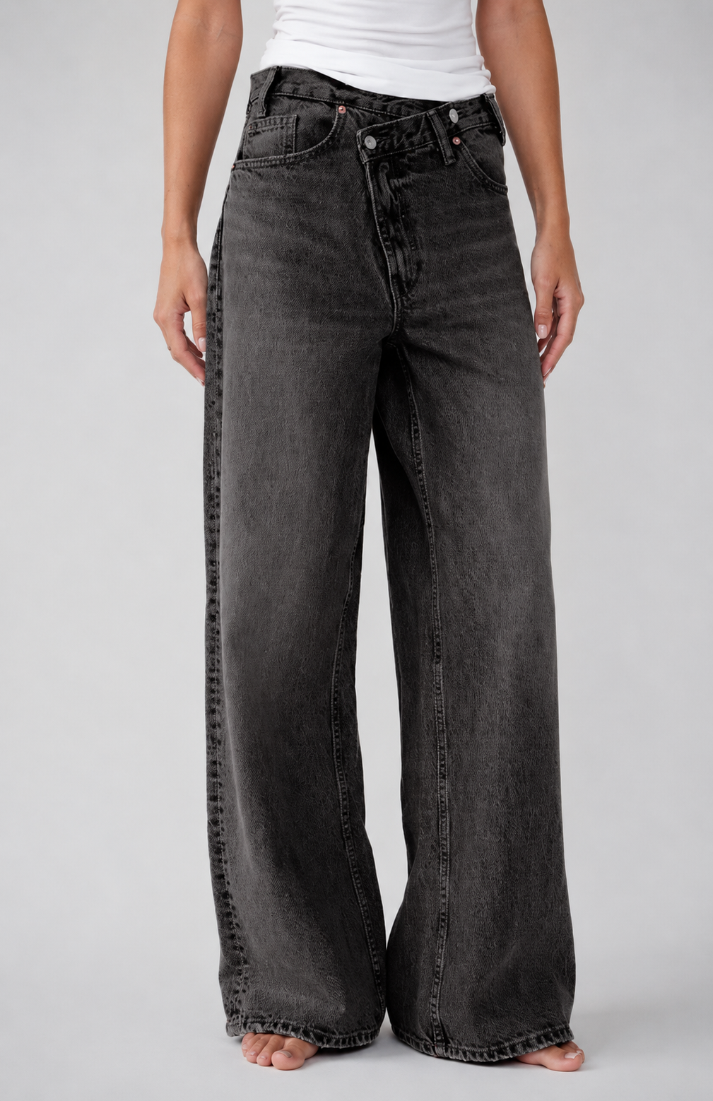 Colton Vintage Wash Wide-Leg Jeans