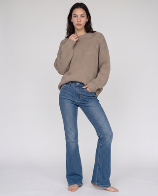 Zuri Low-Rise Flare Jeans