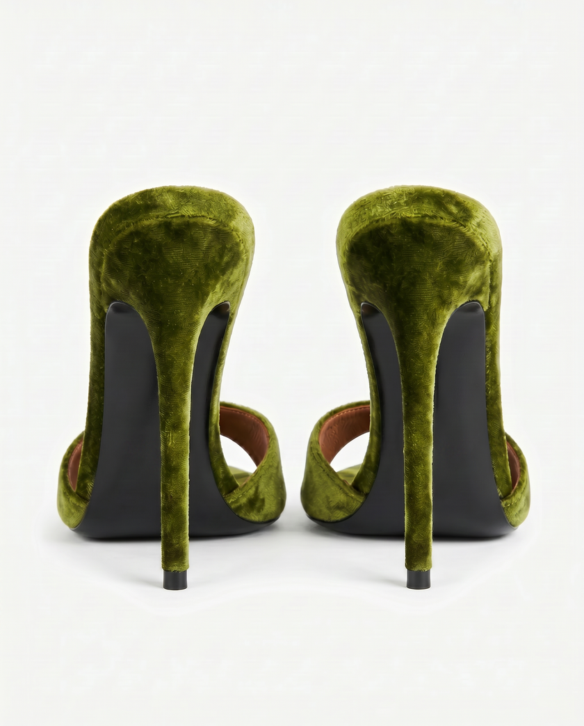 The Velvet Point Mule