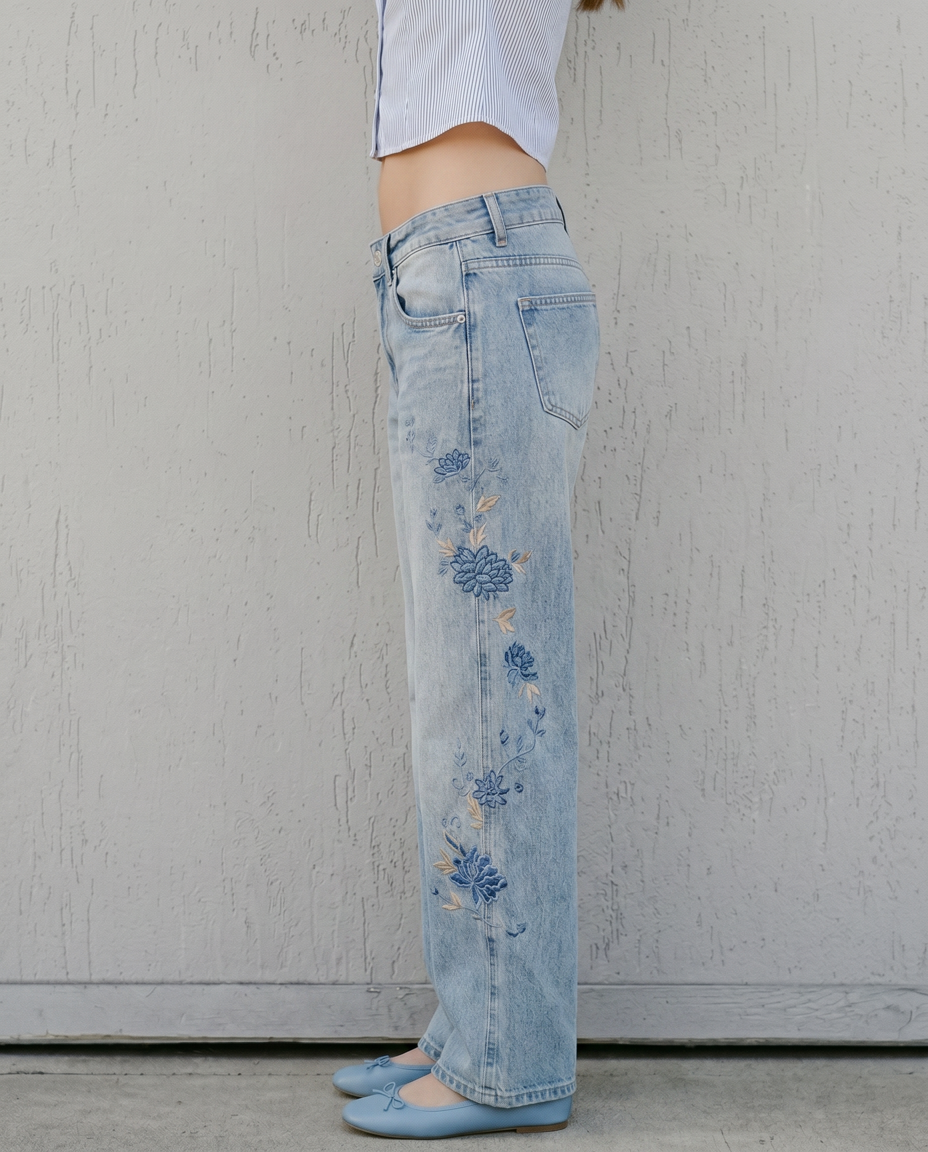 Marigold Embroidered Low-Rise Denim Jeans