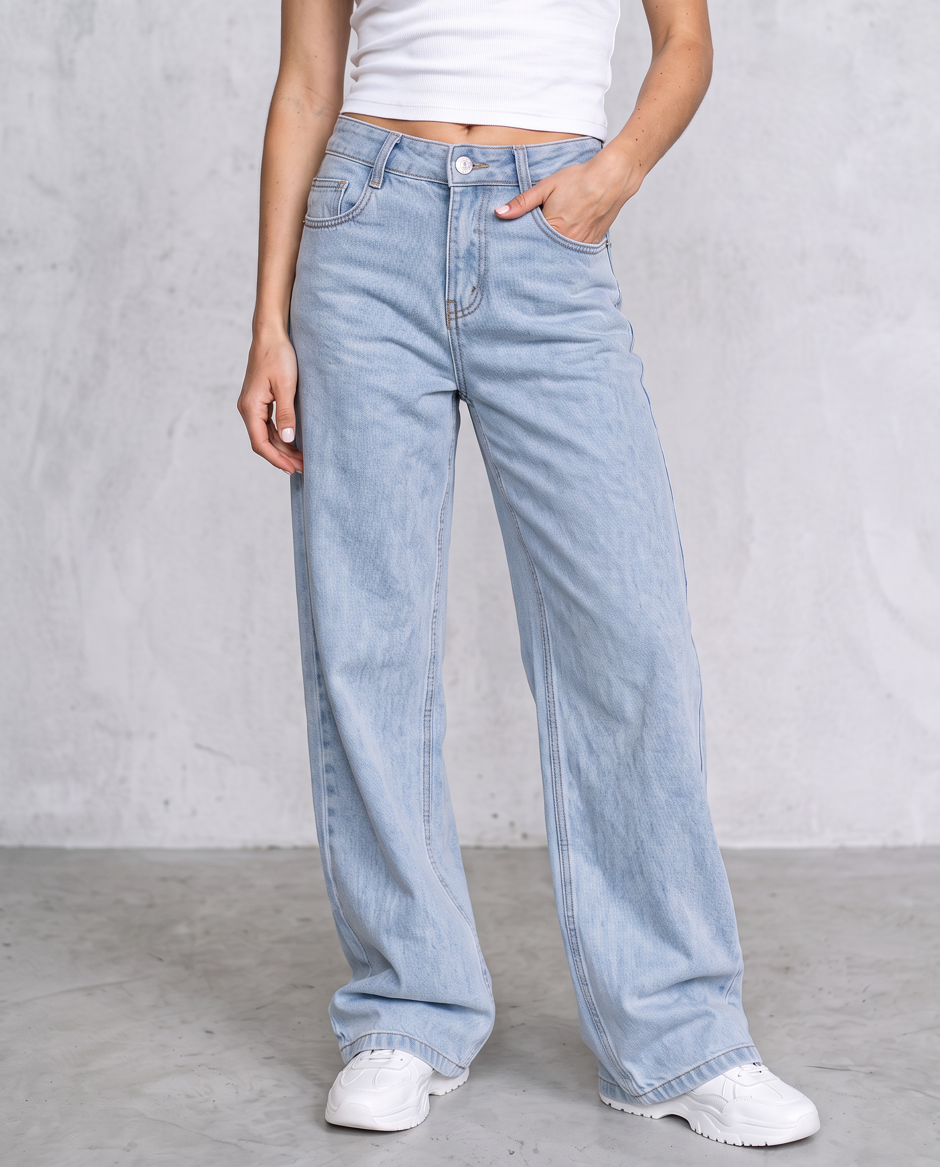 Aspen Light Wash Jean