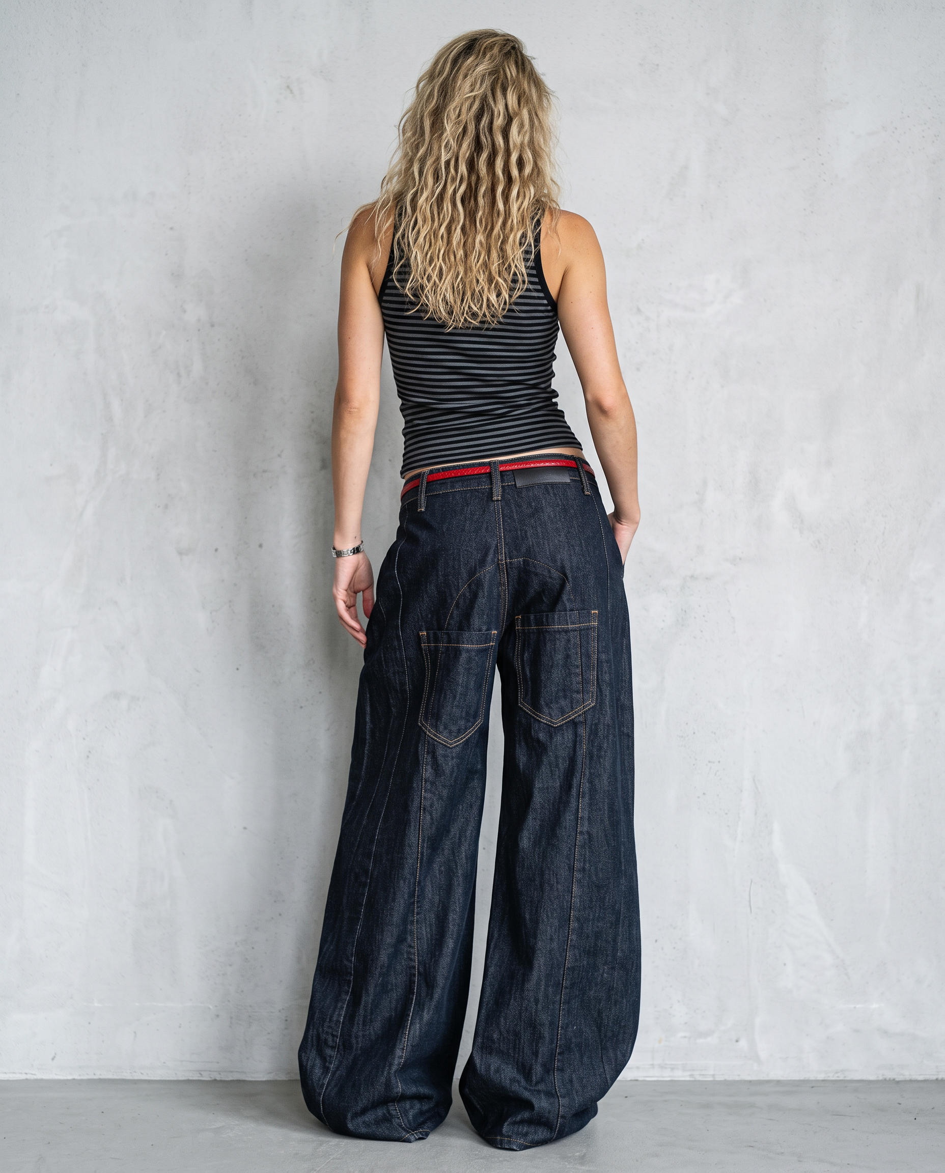 Kingston Low-Rise Wide-Leg Jeans