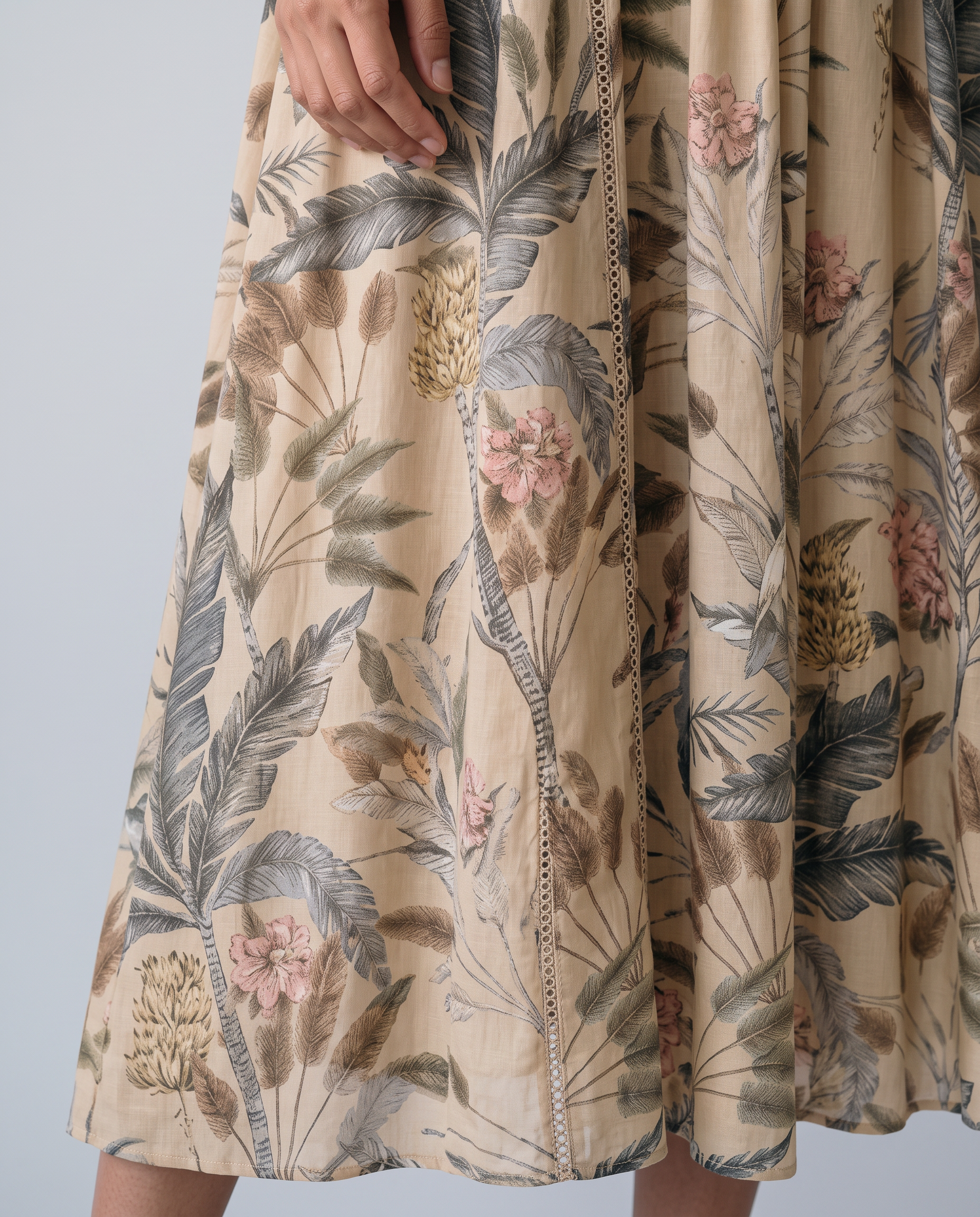 Lurleen Botanical Print Midi Dress
