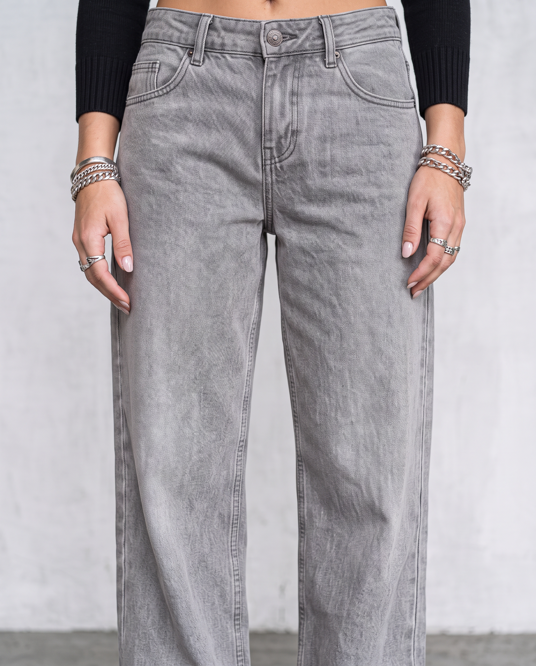 Cordelia Low-Rise Wide-Leg Denim Jeans