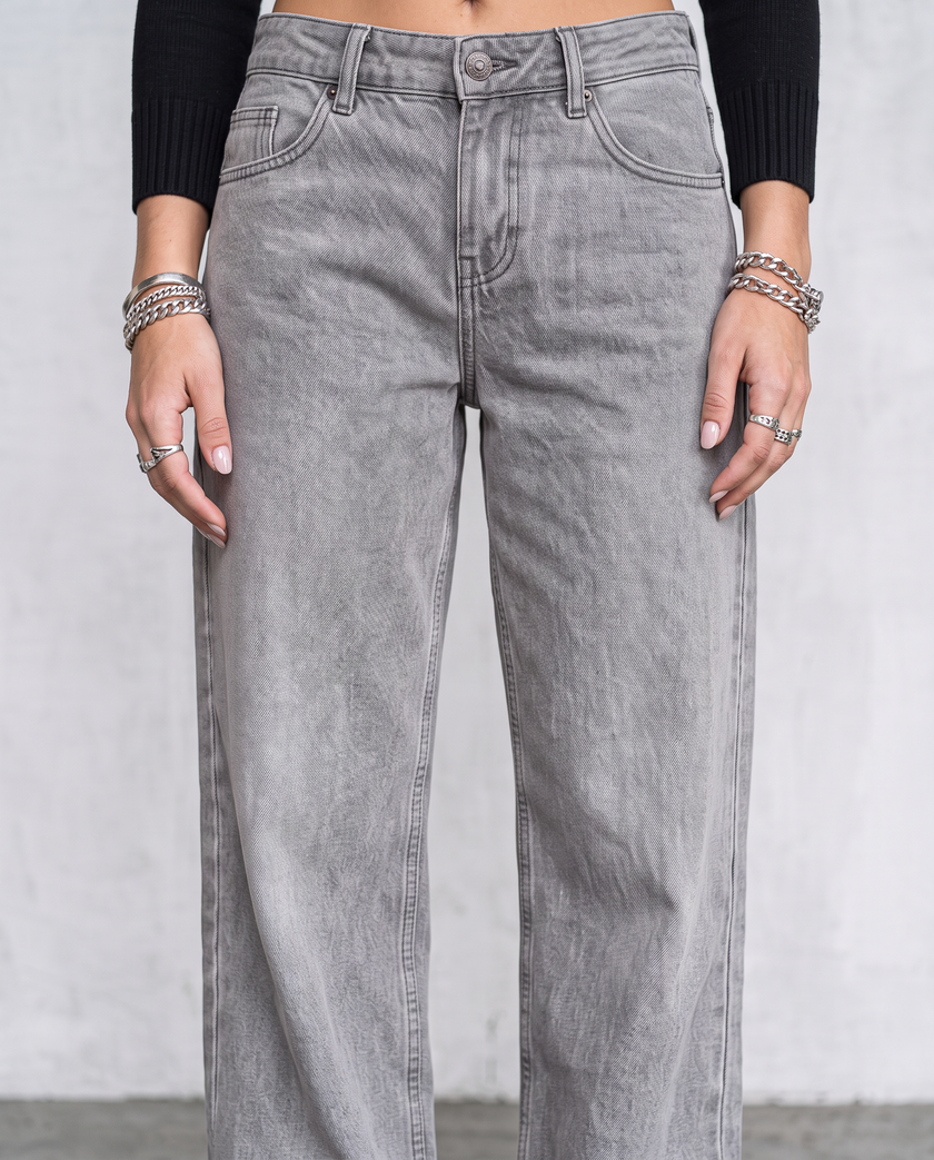 Cordelia Low-Rise Wide-Leg Denim Jeans