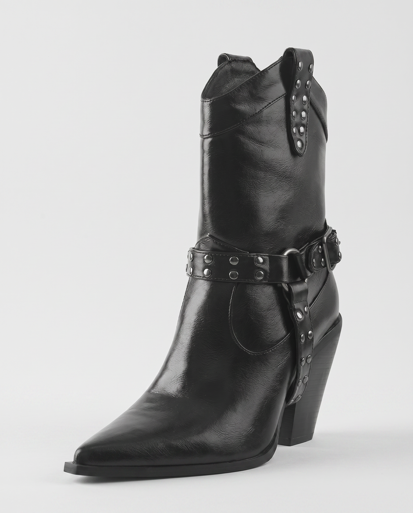 The Wrangler Studded Boot
