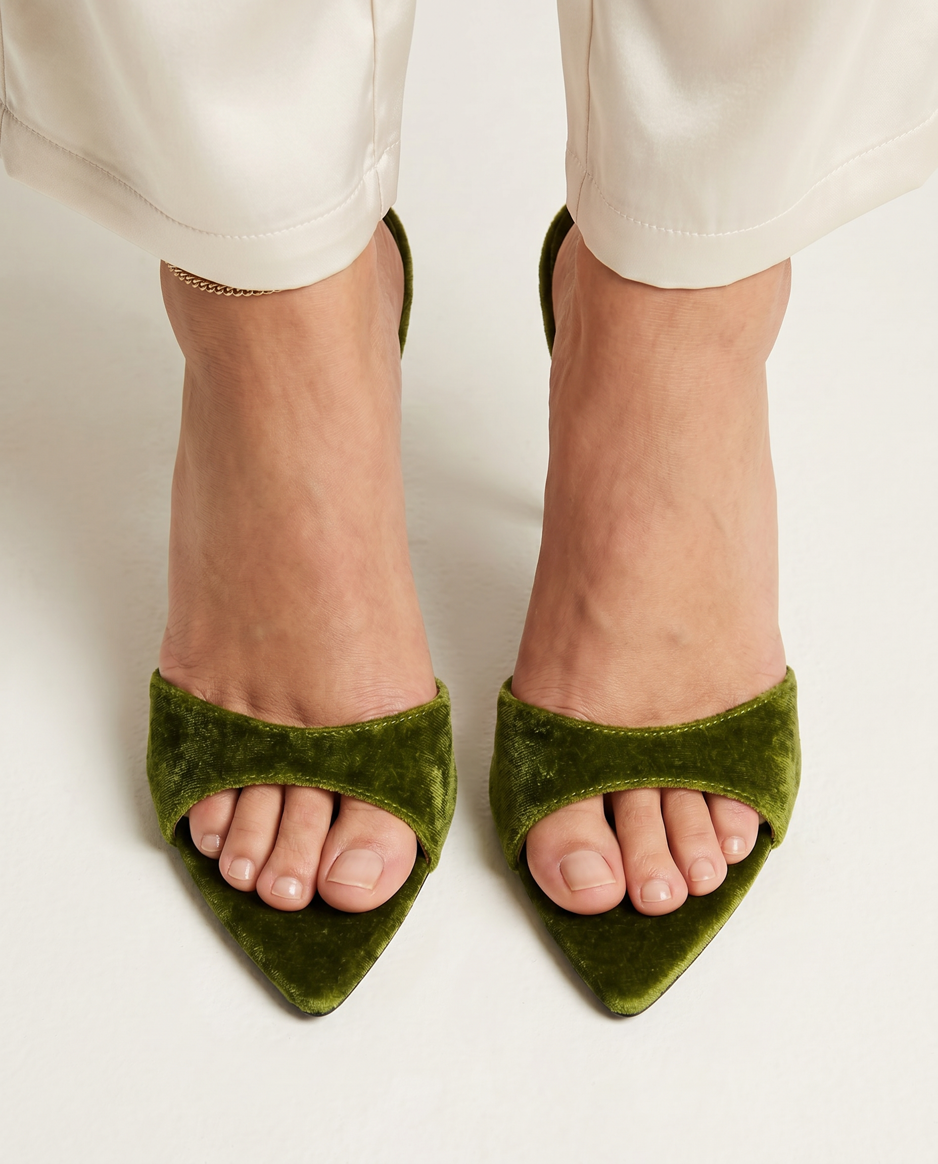 The Velvet Point Mule