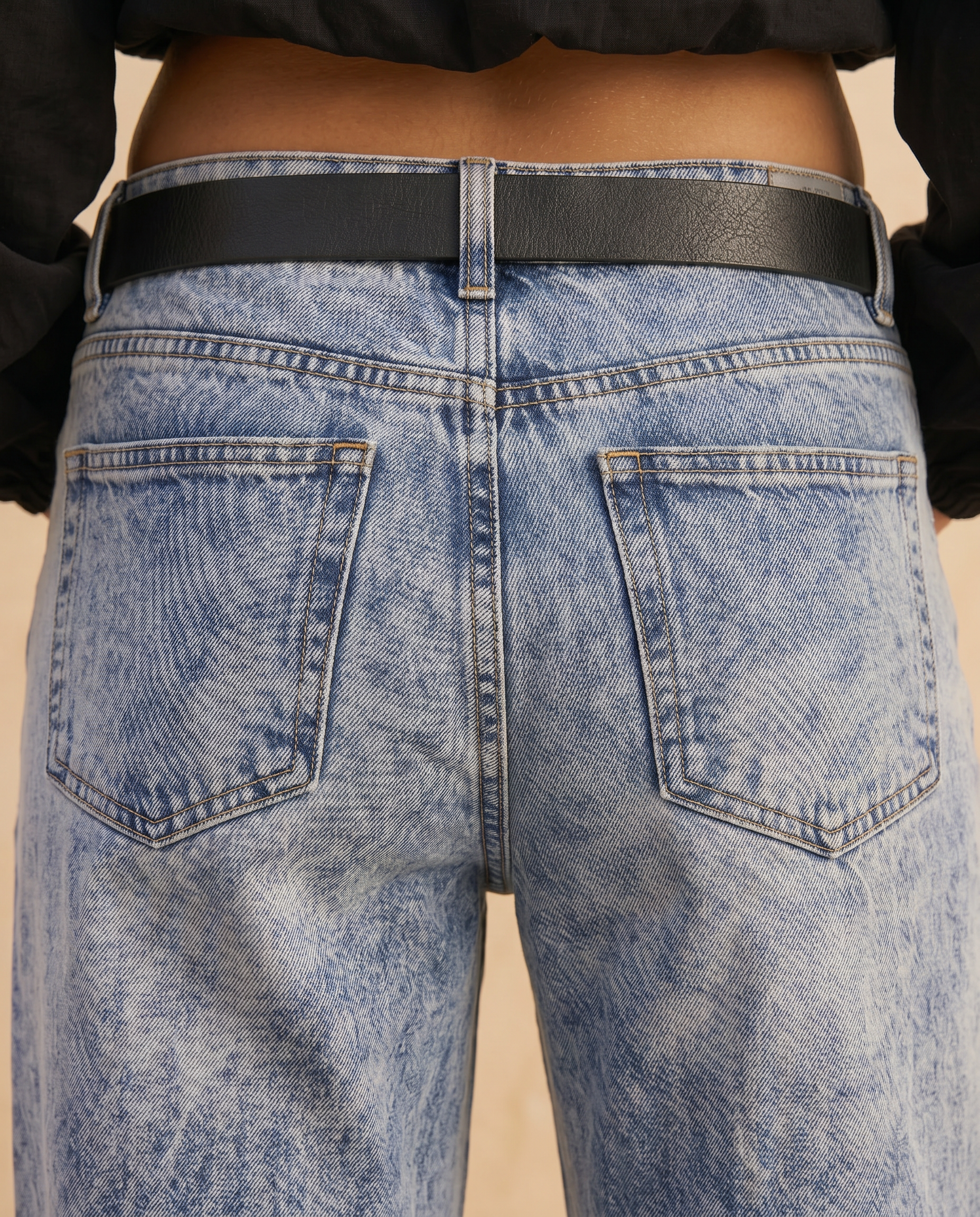 Solène Low Rise Wide Leg Jean