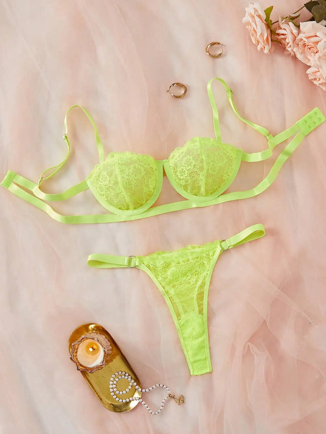 Electric Lace Underwire Bra & Thong Set