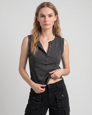Harlow Ribbed Henley