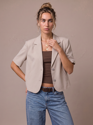 Emberly Cropped Short-Sleeve Blazer in Oatmeal, close-up front view