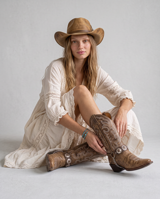 Paloma Chain Western Boots