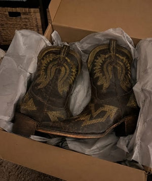 Customer photo of Valentina Cruz Sunburst Embroidered Western Boots